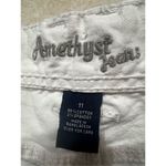 Amethyst Jeans Amethyst Embroidered White Low  Rise Shorts Sz 11 NWT Photo 2