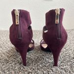 Kelly & Katie Heels Photo 2