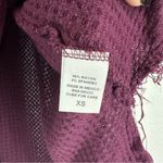 Me to We  Pullover Turtleneck Waffle Knit Sweater Distressed Women’s XS Red Photo 3