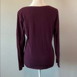 Old Navy  VNeck Long Sleeve TShirt Purple Size Medium Photo 2