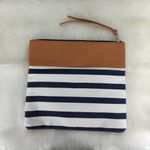 Striped‎ Vegan Leather Zipper Closure Travel Bag Blue Photo 2
