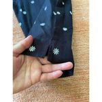 Briggs New York  Wm's Capri Pants Black W/Embroidered Daisy Design Size 10P Photo 6