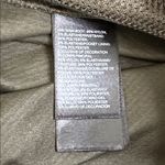 The North Face  Aphrodite 7” Hiking Casual Olive Green Shorts Size Medium Photo 10