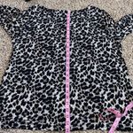 Mario Serrani  large‎ animal print knit top Photo 4