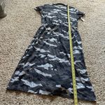 Old Navy  Waist-Defined Slub-Knit Midi Dress in a camouflage print. Size Large Photo 5