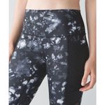 Lululemon Rise and Flow Pant (Full-On Luxtreme) Dusk Dye White Black Size 4 Photo 7