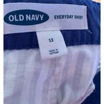 Old Navy Women's Everyday Shorts Size 12 Blue & White Stripe Photo 6