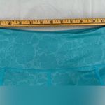 Zyia  Active Aqua Paradise Pocket Light N Tight Hi
Rise Capri Leggings Size 4 Photo 7