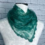 Vintage another hit green paisley print square scarf Photo 0