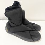 Vibram  Women's Black Oslo Wp Artic Gr Boat Velcro Closure Size 8.5 Photo 3