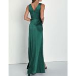 Lulus NWT  Women's L Emerald Satin Sleeveless Pleated Maxi Dress Formal Photo 1