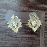 Vintage Clip On Earrings Light Shade of Gold Tone & Clear Gem Photo 1