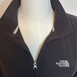 The North Face women’s top black size M Photo 4