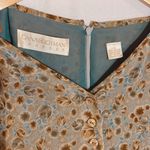 Dana Buchman 𝘿𝙖𝙣𝙖 𝘽𝙪𝙘𝙝𝙢𝙖𝙣 (𝙑𝙞𝙣𝙩𝙖𝙜𝙚) // Green Floral button front dress (zip up on back) 🌸 Photo 4