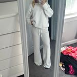 H&M  white pants  Photo 2