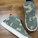 L.L.Bean Women's Size 8M Eco Bay Knit Sneaker Vegan Camo Chelsea Boots Photo 0