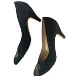 Salvatore Ferragamo Vintage 90s Ferragamo Black Suede Embroidered Gold Knot Round Toe Pump 8.5AA Photo 5