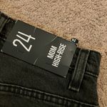 BDG  mom high rise shorts 24 Photo 3