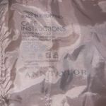 Ann Taylor  Shorts Khaki Boardwalk Bermuda Length Shorts Sz 8 EUC Preppy & Office Photo 10