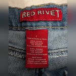 Red Rivet Y2K  Mid Rise Denim Shorts Junior 7 Light Wash Photo 3