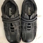 Mudd Vintage 2000s Black man-made leather oxfords sneakers loafers trainers-bowling shoes vibes elastic bands Size 8.5M Preloved #goth #grunge #whimsygoth #streetwear #y2k Photo 1