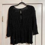 Free People #176 FIRE ISLAND BLACK CROCHET KNIT SCALLOP HEM BLOUSE SIZE LARGE Photo 3