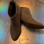 Soludos  Women’s Brown Suede Chelsea Boots Photo 4
