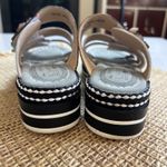 LArtiste Spring Step Naomi Monarch Butterfly Floral Platform Sandals Size 37‎ Red Photo 2