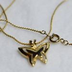 Dainty Chic Butterfly Gold Tone Link Chain Round Spring Clasp Necklace Like New Photo 1