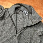 Lululemon Rush Hour Half Zip Top Military Green Heather size 6 Photo 3