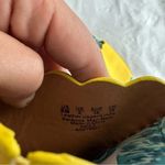 J. McLaughlin  Aries Yellow Scalloped Espadrille Slip On Sandals Size 8 Photo 3