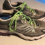 Saucony  gray shoes size 10 Photo 1