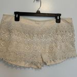 Sans Souci Ivory Shorts size XL Photo 0