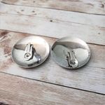 Vintage Clip On Earrings Photo 2
