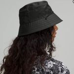 Lululemon Patch Logo Bucket Hat black size s/m NWT Photo 2