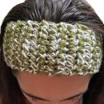 hand made green and white crochet headband Photo 0