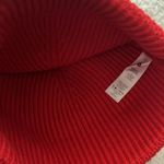 Lululemon Close Fit Wool Blend Ribbed Knit Beanie Color Carnation Red L/XL NWT Photo 4