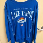 Urban Outfitters outfitter crewneck Photo 0