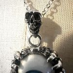Unisex skeleton blue eye goth silver tone necklace Photo 3