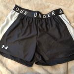 Under Armour Shorts Photo 0