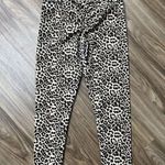 Zyia Active Size M 8 10 Leggings Hi Rise Leopard Print Brilliant Scrunchy Butt Photo 4