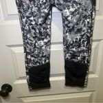 Gap Fit Grey/White Print Pull On Tight Leggings size M Photo 6