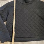 GapFit Quilted Mockneck Sweatshirt size Large Black Photo 3