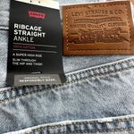 Levi's  Ribcage Straight Ankle Jeans Light Wash High Rise Denim Blue 30x27 NWT Photo 2