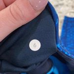 Lululemon Wunder Under Leggings in Samba Snake Kayak Blue Hero Blue size 6‎ Photo 3