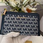 Michael Kors NWOT Jet Set Double Zip wallet Navy Multi Adele Photo 7