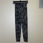 Aerie  Real Me snake print high rise 7/8 crossover leggings women’s size small Photo 1