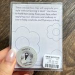 Urban Outfitters Crease Free Clips Photo 1