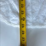 Sleek White Sleeveless Fitted Tank Top Size undefined Photo 10