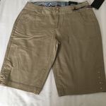 One 5 One   ladies shorts  size 8 Photo 1